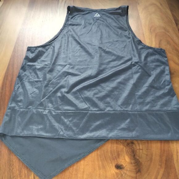 NWOT Reebok Asymmetrical Tank Top - Picture 2 of 7